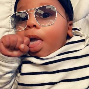 Meet your Posher, Joi